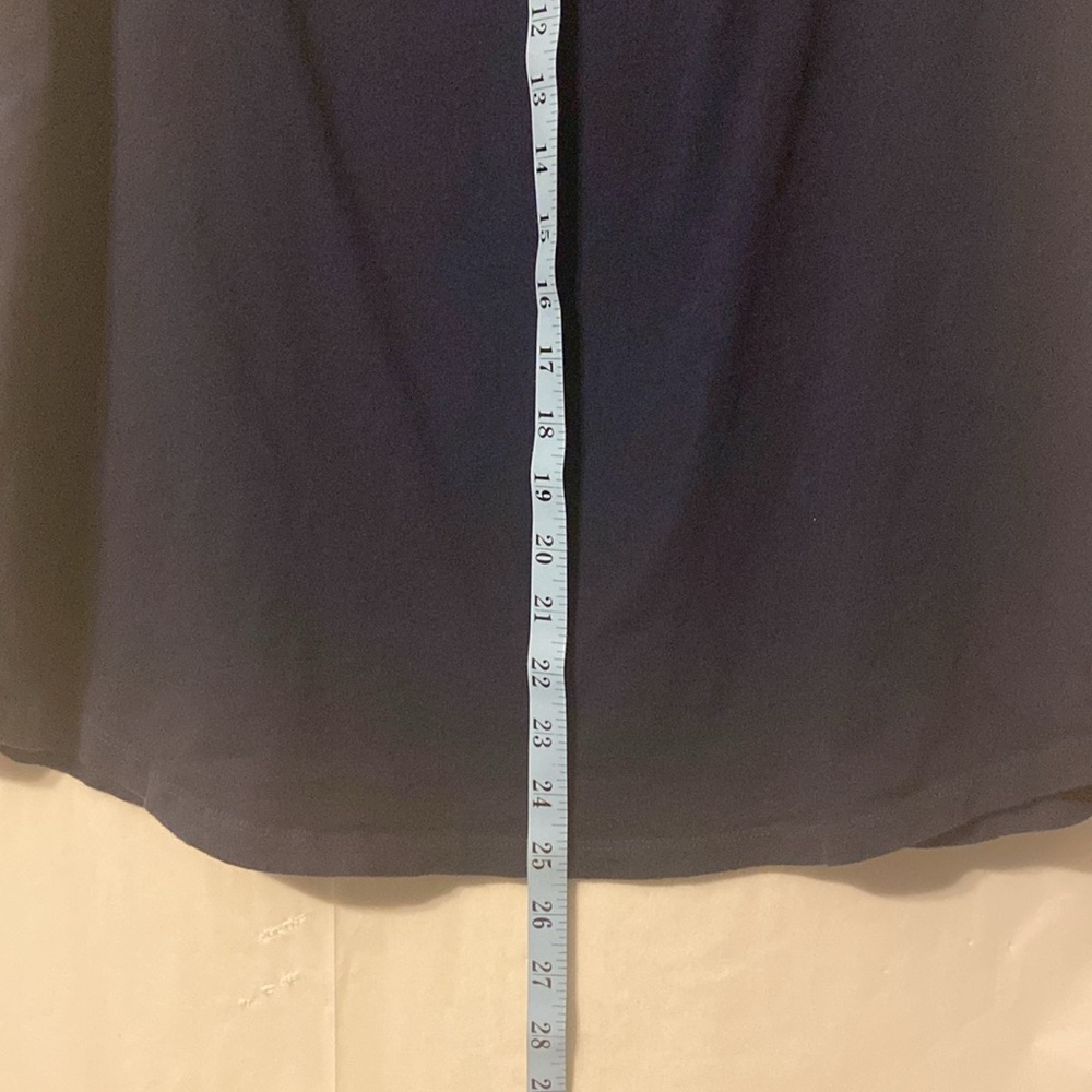 Old Navy Everywear XL Navy Blue tshirt. - Picture 3 of 4